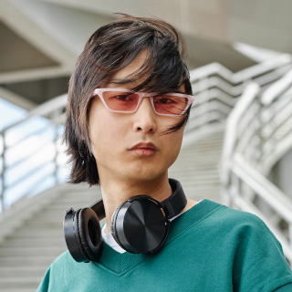 Retrato de persona en la calle, alumno